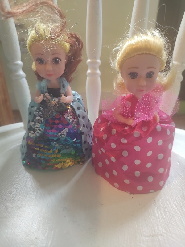 Haschel Toys Cupcake Dolls Lot Of 2 Reversible Dolls That Turn Into Cupcakes