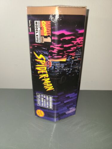Spider-Man Marvel Comics Snap Together Model Kit Level 1 1996 New Factory Sealed - Picture 2 of 6