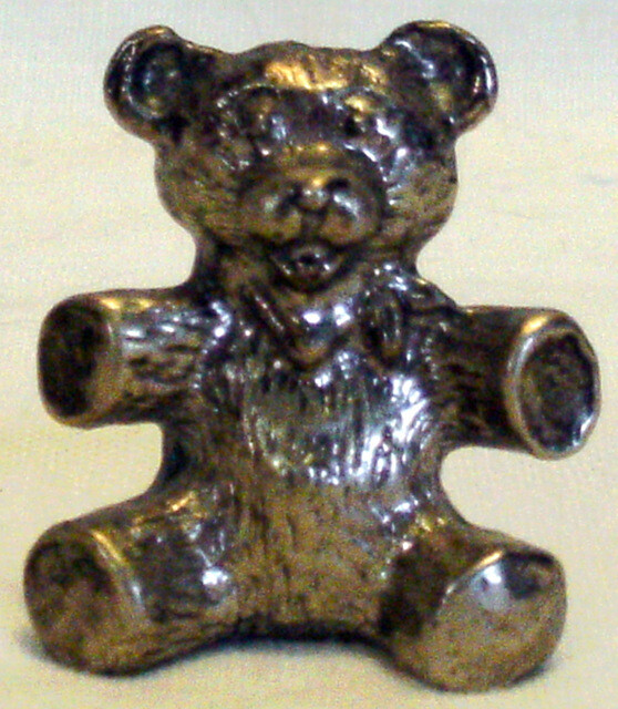Vintage MINIATURE PEWTER Teddy Bear 1.5" TALL X 1+" WIDE X 0.5" DEEP