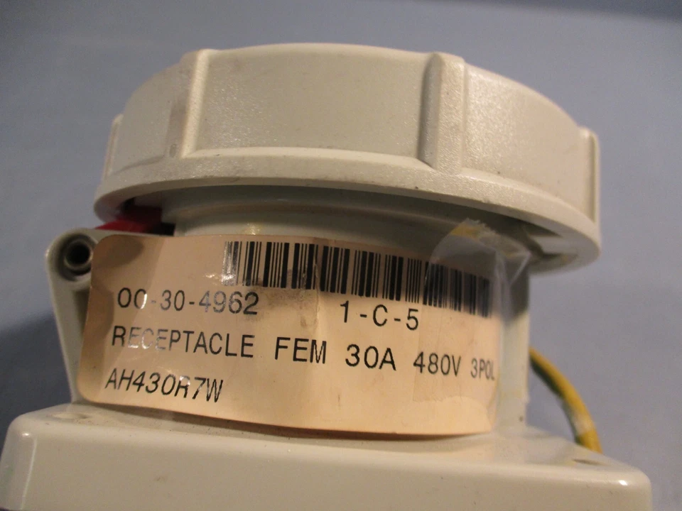 MENNEKES AH430R7W 3 POLE 30A 480VAC 3PH 4W WATERIGHT RECEPTACLE - Image 2 of 4