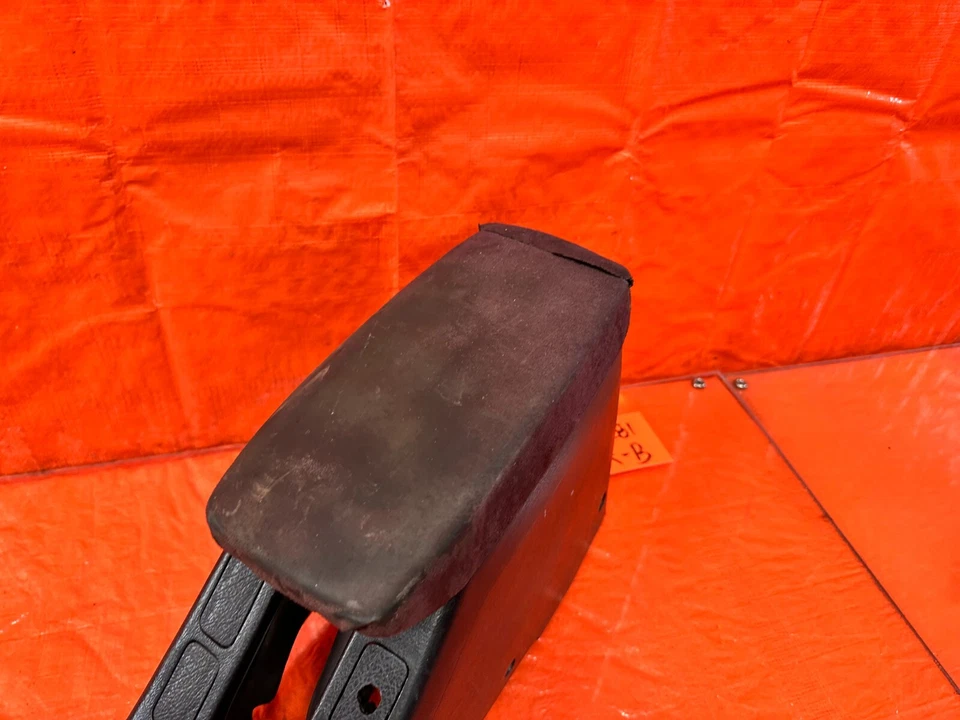 94 - 01 ACURA INTEGRA - CENTER CONSOLE ARM REST - GRAY LEATHER OEM FACTORY 281 - Image 4 of 4