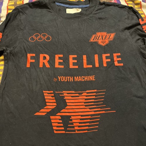 freelife t shirt