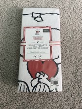 NWT Pottery Barn Kids Peanuts Snoopy Hearts Organic Crib Fitted Sheet, 27.5  x52  