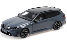 Minichamps 2024 BMW M5 Touring Wagon (G99) Brooklyn Grey Metallic 1:18 110023901