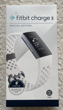 NUOVO Orologio Fitbit Charge 3 Fitness Activity Tracker (FB410GMWT) - Grafite/Bianco