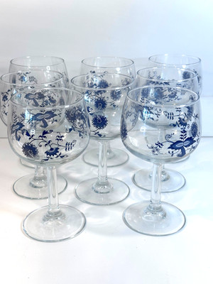 4 Vintage Blue Danube Wine Goblets Onion Pattern 6 1/2'' Great Condition (2 sets)