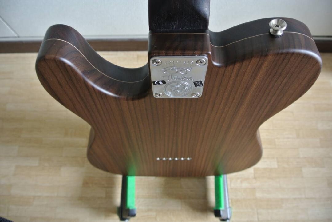 新品Fender E HARRISON ROSE TELECASTER New Fender GEORGE HARRISON TELECASTER 2022 All Rose Deluxe