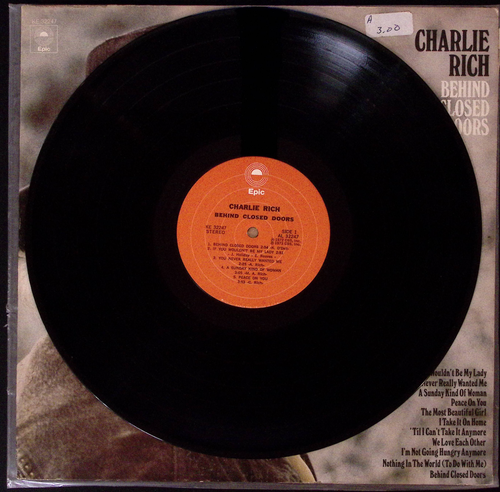 CHARLIE RICH BEHIDE CLOSED DOORS VINYL LP 166-9 - Picture 3 of 4