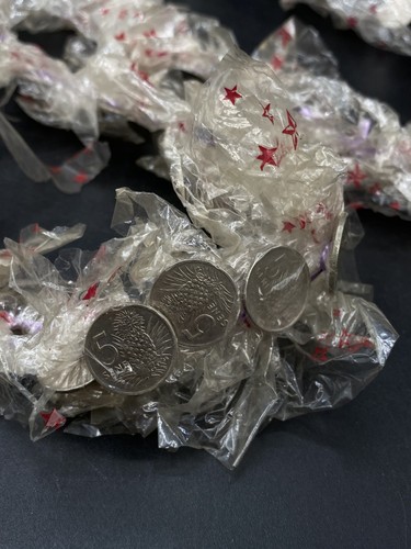 Money Lei Graduation Samoan Hawaiian Culture Silver 5 Cent Pineapple Coin - Picture 2 of 8