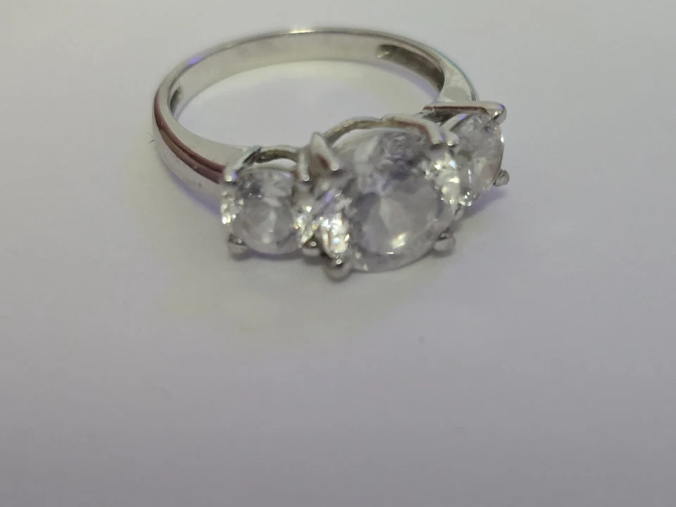 14K White Gold 3 CZ stones In Excellent Condition Vintage/estate Mkd 14K DQCZ - Image 2 of 4