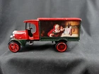 Vtg Ertl Coca-Cola Delivery Truck 1925 Kenworth, Santa Die-Cast Metal Bank 1993