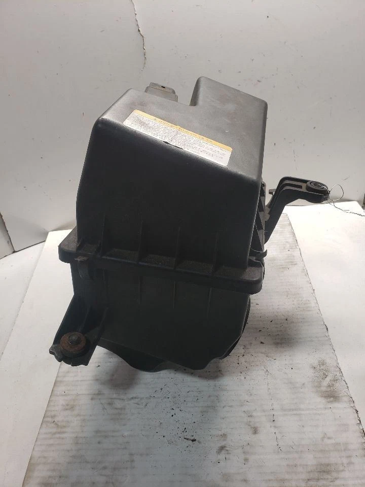 Air Cleaner 2.4L Fits 06-08 SONATA 1411453 - Image 2 of 4