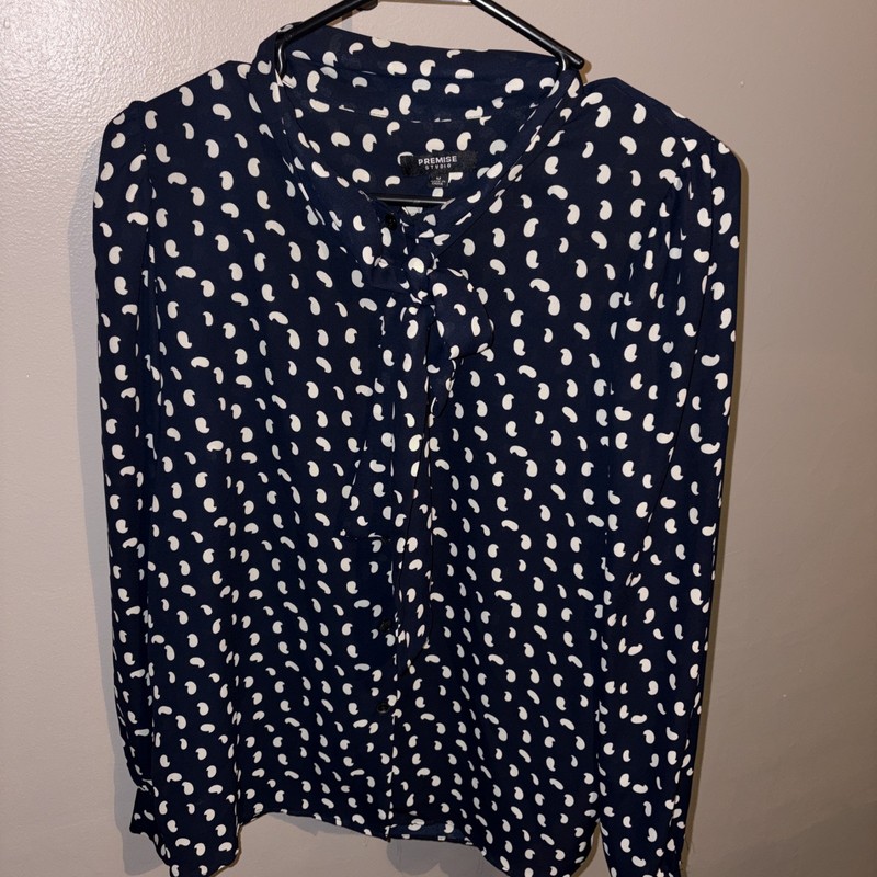 Premise Studio Navy Blue Women’s Medium Top