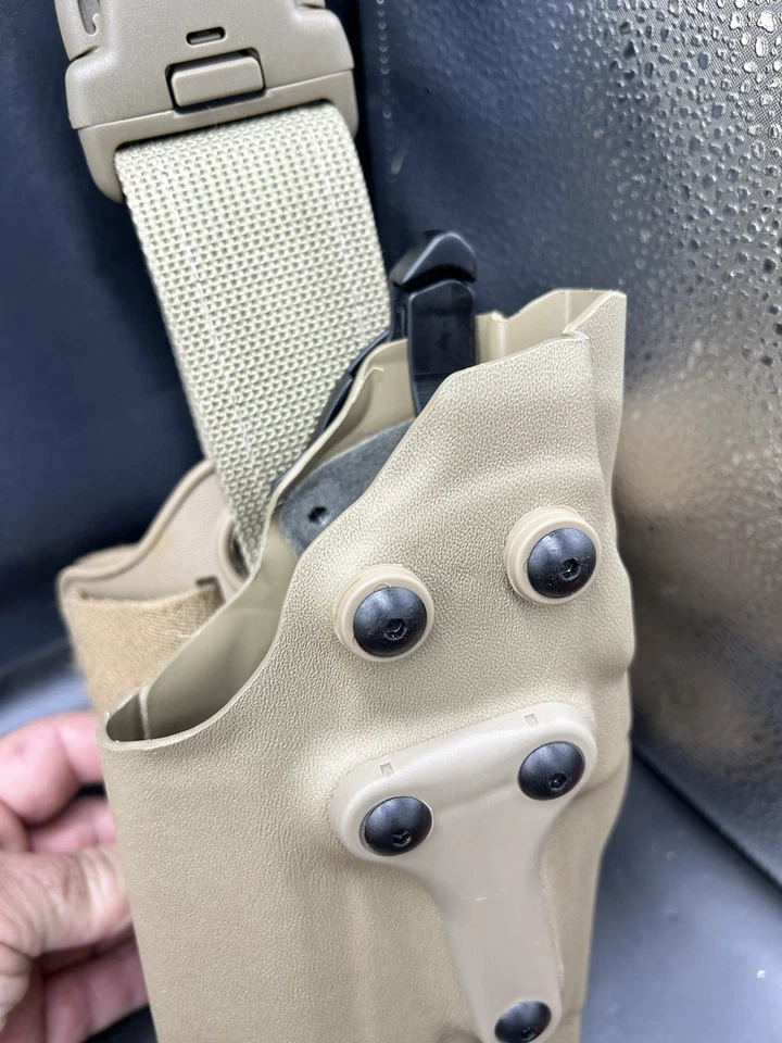 Safariland 6035 Holster Sig Sauer P220 P226 X300 TLR Light Drop Leg Lvl 2 RH - Image 3 of 4