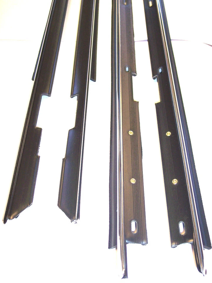 Chevrolet Caprice 1980-1990, Impala 4 puertas puerta trasera ventana barrido sellos, línea de cinturón Foto 4 de 4