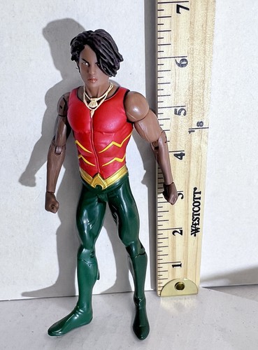 DC Direct Brightest Day Series 3 Aqualad 7" Action Figure - Picture 3 of 4