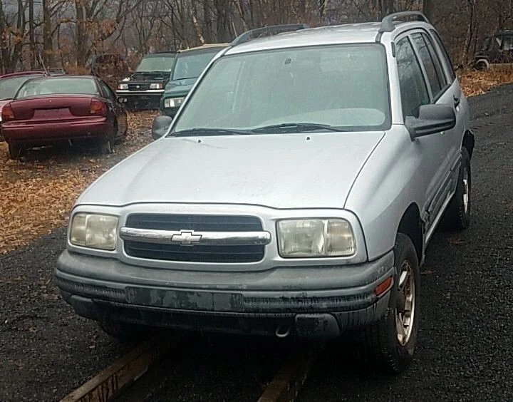 1999-2004 Chevy Tracker Front Differential Carrier Assembly AT 4.88 Ratio OEM - Image 3 of 4