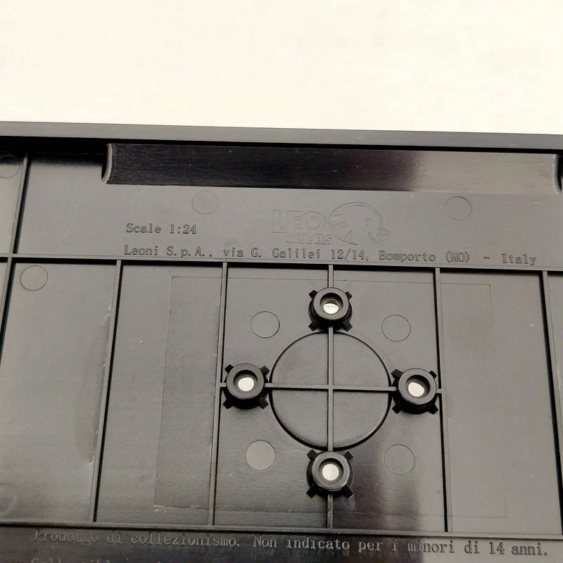 Display Box Acrylic Case Cover Transparent DustProof 1:24 1:32 Models Stand 22cm - Image 4 of 4