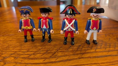 Playmobil Vintage Military French & English Generals 4 Figures Excellent!