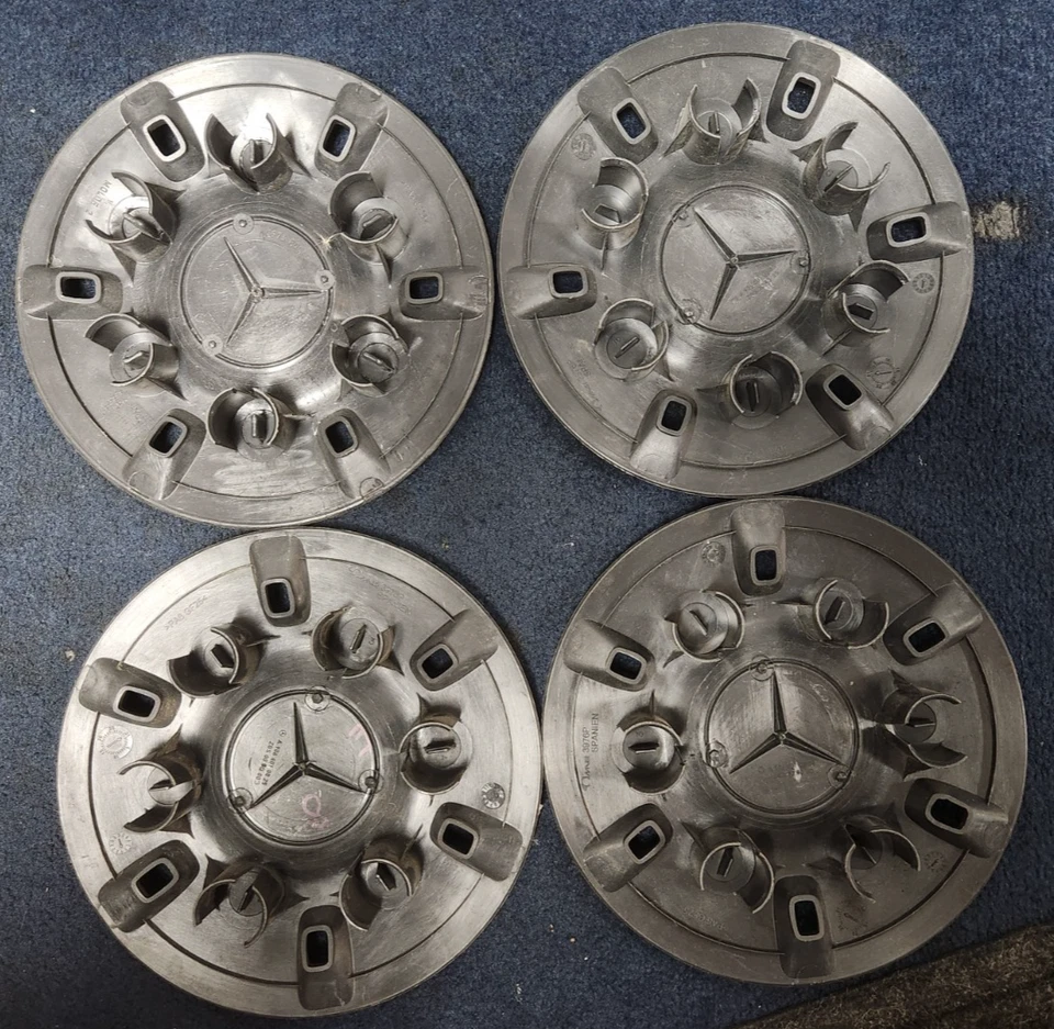 Mercedes-Benz Sprinter 2500 A9064010025 2010-2016 Foto 4 de 4