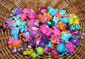 CUTE Hatchimals COLLEGGTIBLES Random LOT Bag (9) Assorted Seasons NO DUPLICATES