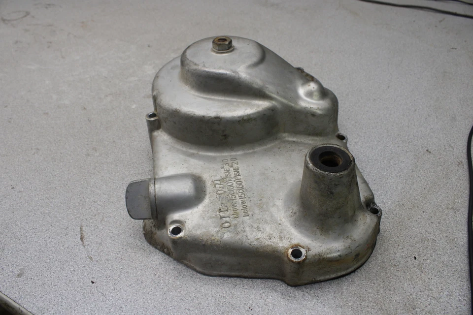 Honda Super Cub 50 CA102 1965 embrague lateral motor cubierta N11-4681.GI Foto 2 de 4