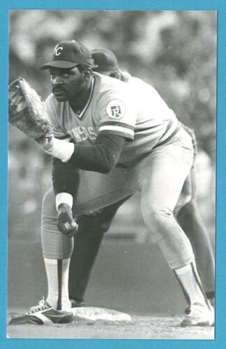 George Scott (1979) Kansas City Royals Vintage Baseball Postcard PP00552 - Picture 1 of 1