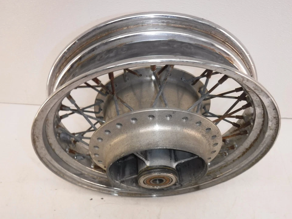 Llanta trasera 91-07 HONDA SHADOW VLX 600 VT600C Foto 2 de 4