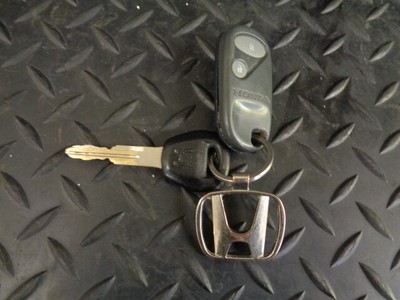 2000 HONDA ACCORD 1.8i VTEC SE 5DR 2 BUTTON REMOTE LOCKING KEY FOB | eBay