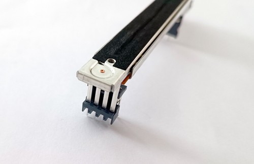 Yamaha LS9 M7CL 0V196 02R96 DM1000 DM2000 AW2400 genuine ALPS motorised fader - Picture 7 of 7