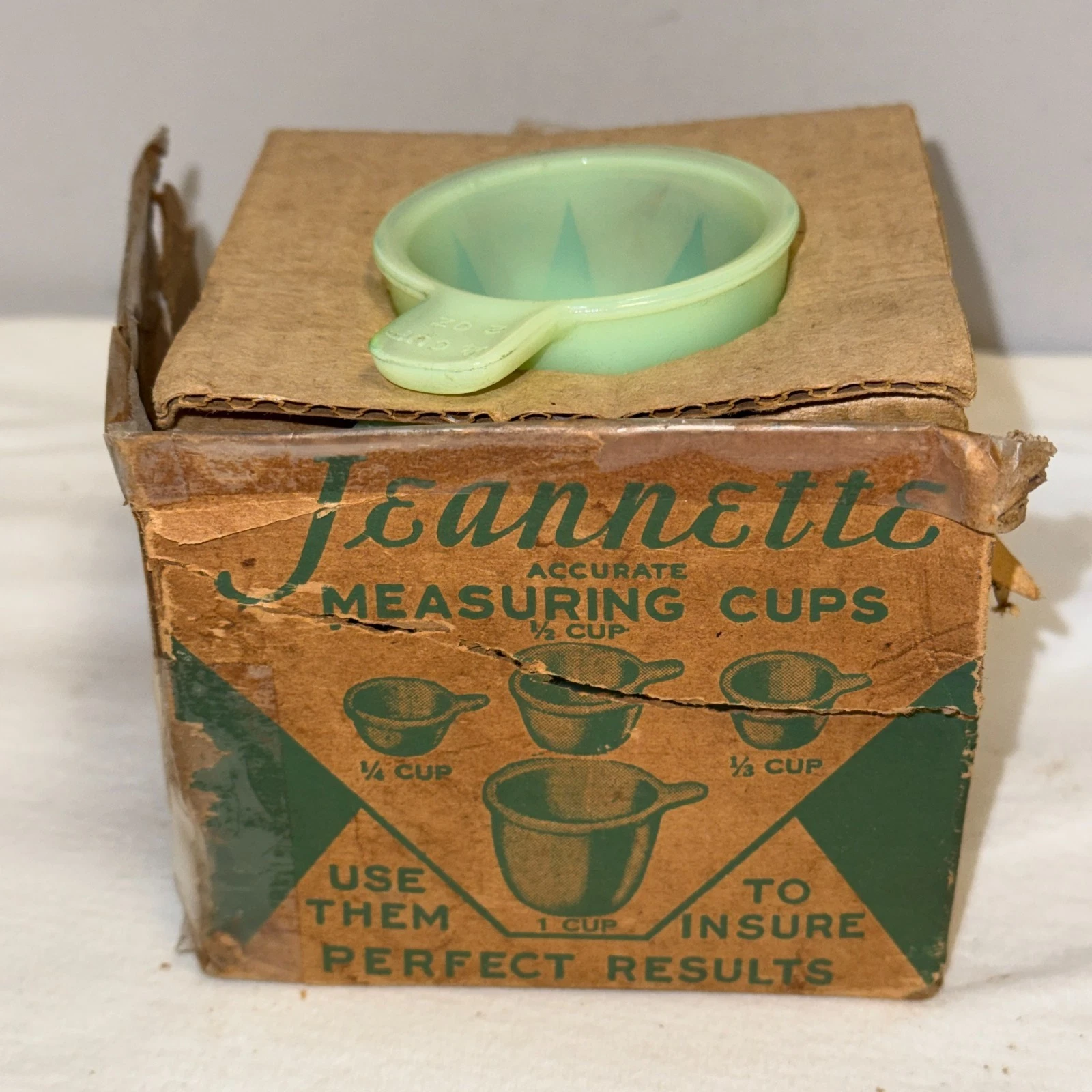 Vintage Jeannette JADEITE 4 PC MEASURING CUPS W/ ORIGINAL BOX
Opens in a new window or tab