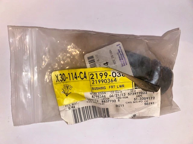 Brazo de control inferior delantero GM 2002-2009, PIEZA ORIGINAL OEM NUEVA, P/N 21990364 Foto 3 de 4