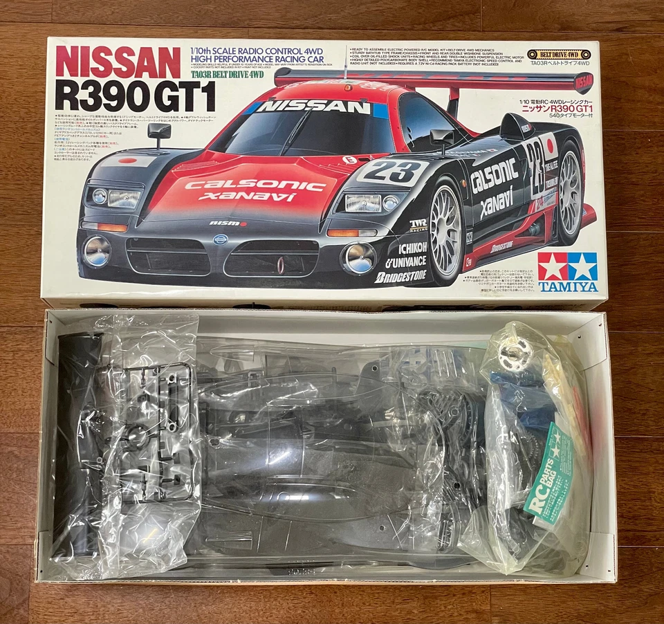 TAMIYA 58203 1/10 NISSAN R390 GT1 - Immagine 2 di 4