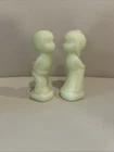 Vintage Fenton Uranium Custard Glass Kissing Cousins Boy Girl Figurines UV Glow