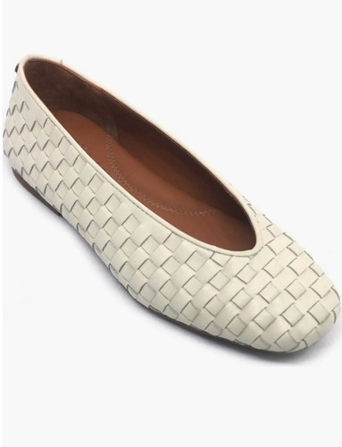 GENTLE SOULS - PLANO DE CUERO TEJIDO DE SAUCE por Kenneth Cole Talla 6M; orig. $179 - Imagen 6 de 14