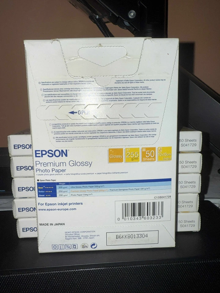 1x Epson Premium Glossy Photo Paper 6x4" (15x10cm) 50 Sheets S041729 - Image 2 of 2