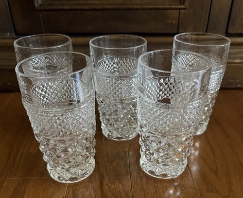 Set of 5 VTG Anchor Hocking Wexford Tumblers Diamond Pattern 5 1/4” Clear Glass