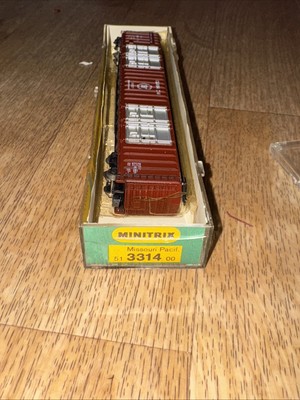 N Scale Minitrix  Hi Cube Cushion Box Car, Missouri Pacific 272004