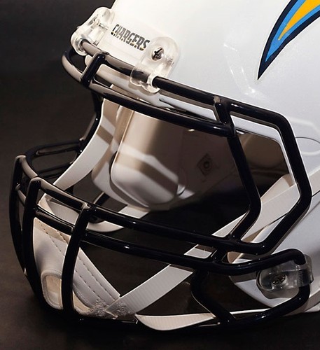 SAN DIEGO CHARGERS NFL Authentic GAMEDAY Football Helmet w/ S2BD Facemask - Picture 3 of 4