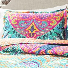 Queen Fuchisa/Navy Lush Decor Misha 3-Piece Quilt Set Fuchsia Full Queen Fuchisa/Navy Lush Decor Misha 3-Piece Quilt Set Fuchsia Full