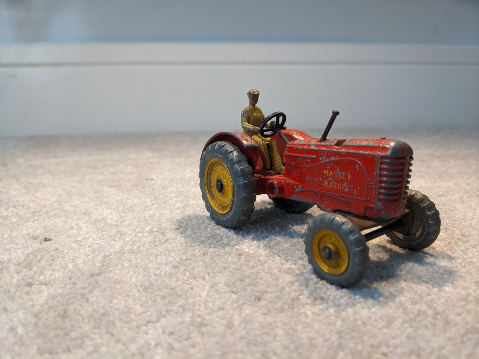 Massey Harris トラクター 1/43※Dinky Toy DINKY TOYS RED MASSEY HARRIS FARM TRACTOR | eBay