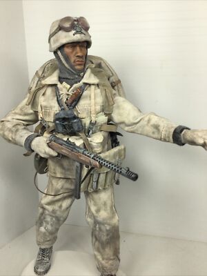 1/6 CUSTOM ITALIAN 4TH ALPINI OFFICER+STAND EASTERN FRONT BERETTA