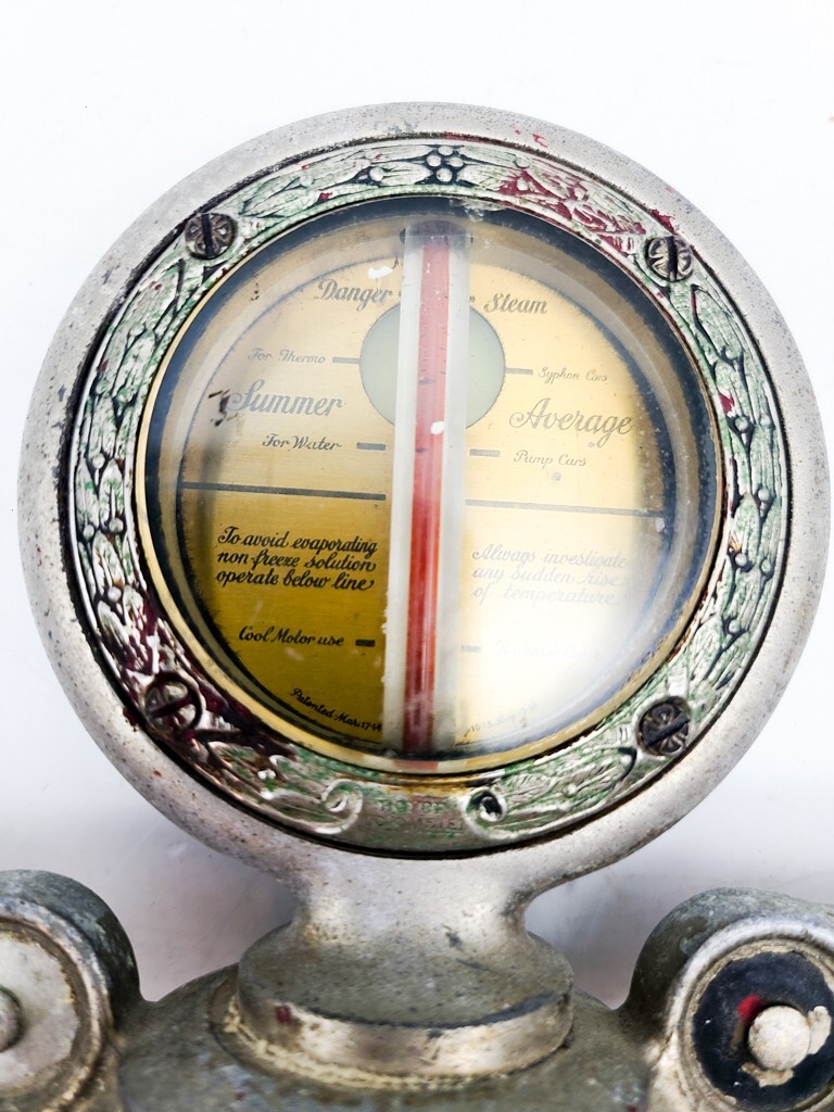 Standard FLYING WING Boyce MOTO METER AUTO RADIATOR CAP Gauge