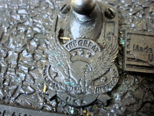 VINTAGE JIM BEAM BOURBON WHISKEY METAL ENAMALED GREAT USA MADE BELT BUCKLE ! - Picture 5 of 9