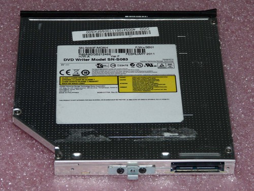 TOSHIBA SAMSUNG SN-S083 DVD Brenner Laufwerk Blende für Toshiba Qosmio X770 - Afbeelding 3 van 4