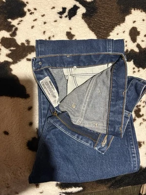 Wrangler Cowboy Cut Men’s Blue Medium Wash Straight Leg Jeans Regular Fit 29x32 - Image 1 of 3