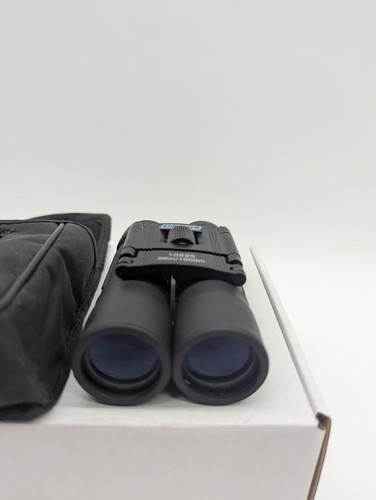 Coleman Binoculars 10x25 96M/1000M Black W/ Carry Case - Picture 2 of 12