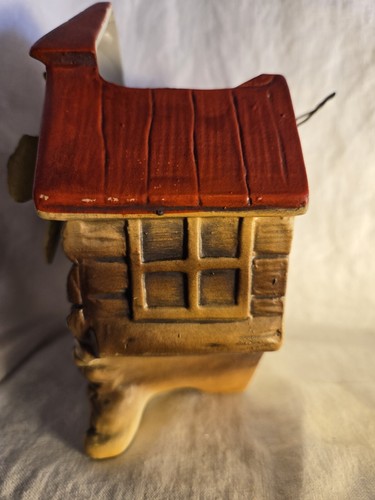 Vintage Ceramic Cuckoo Clock Hanging Wall Planter - Picture 4 of 7