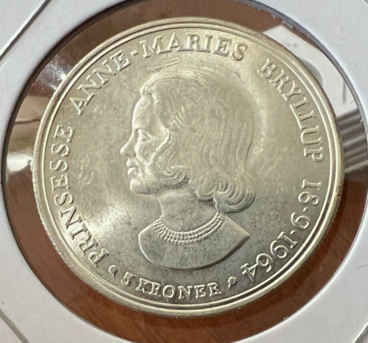 Picture 1 of 2