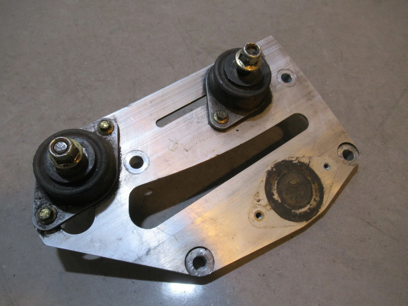 Arctic Cat M800 Engine Mount Bracket Bottom 2012